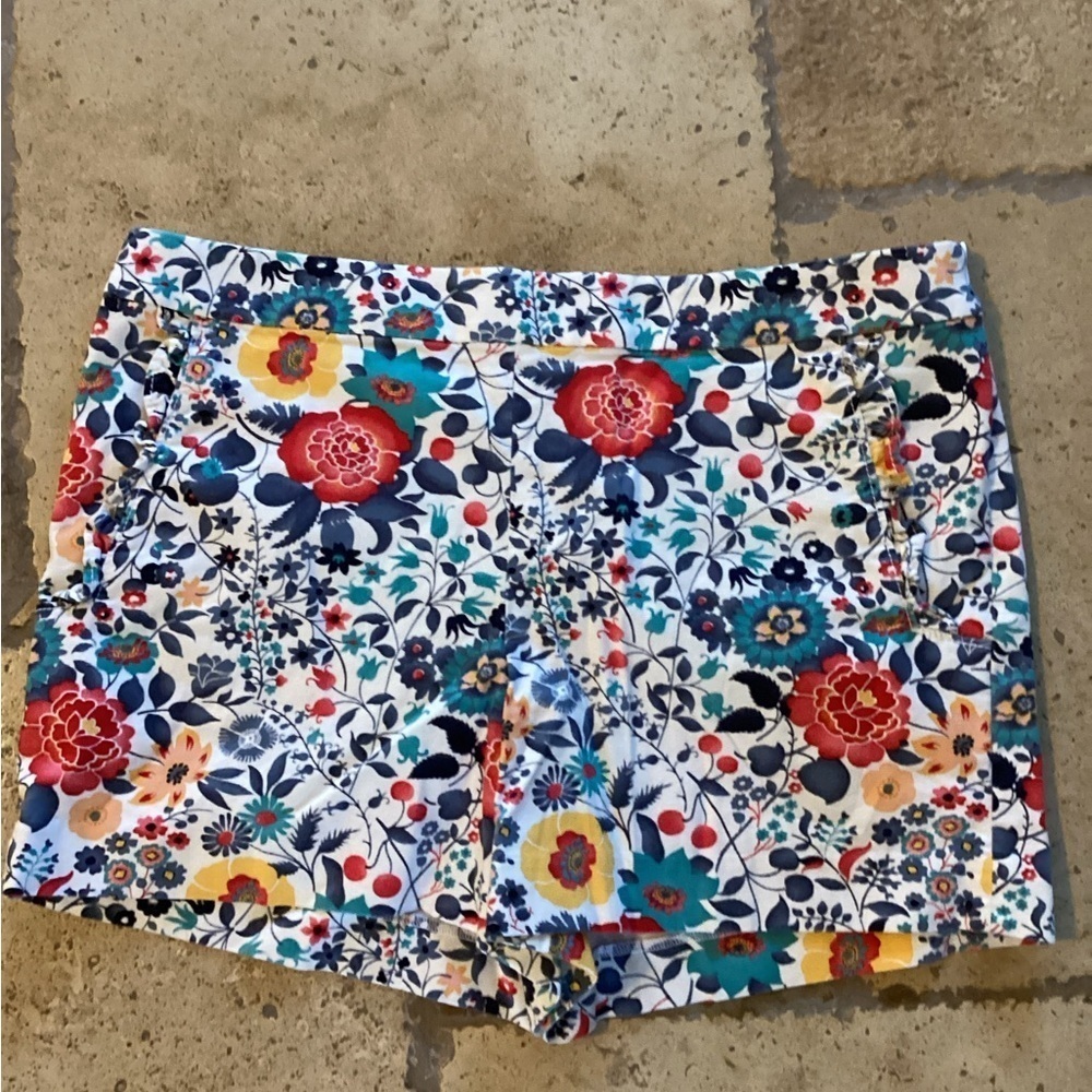 Loft Floral Ruffle Shorts Womens Size 8 Pockets Casual Vacation Side Zip